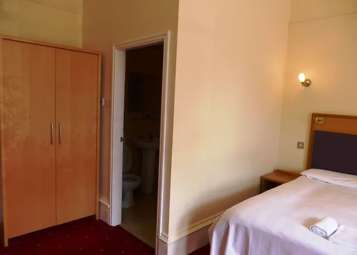 Old Vicarage Лідс