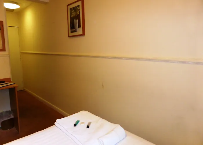 Отель Old Vicarage