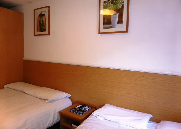 Old Vicarage Отель